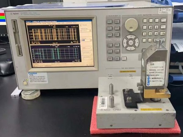 Dielectric constant tester